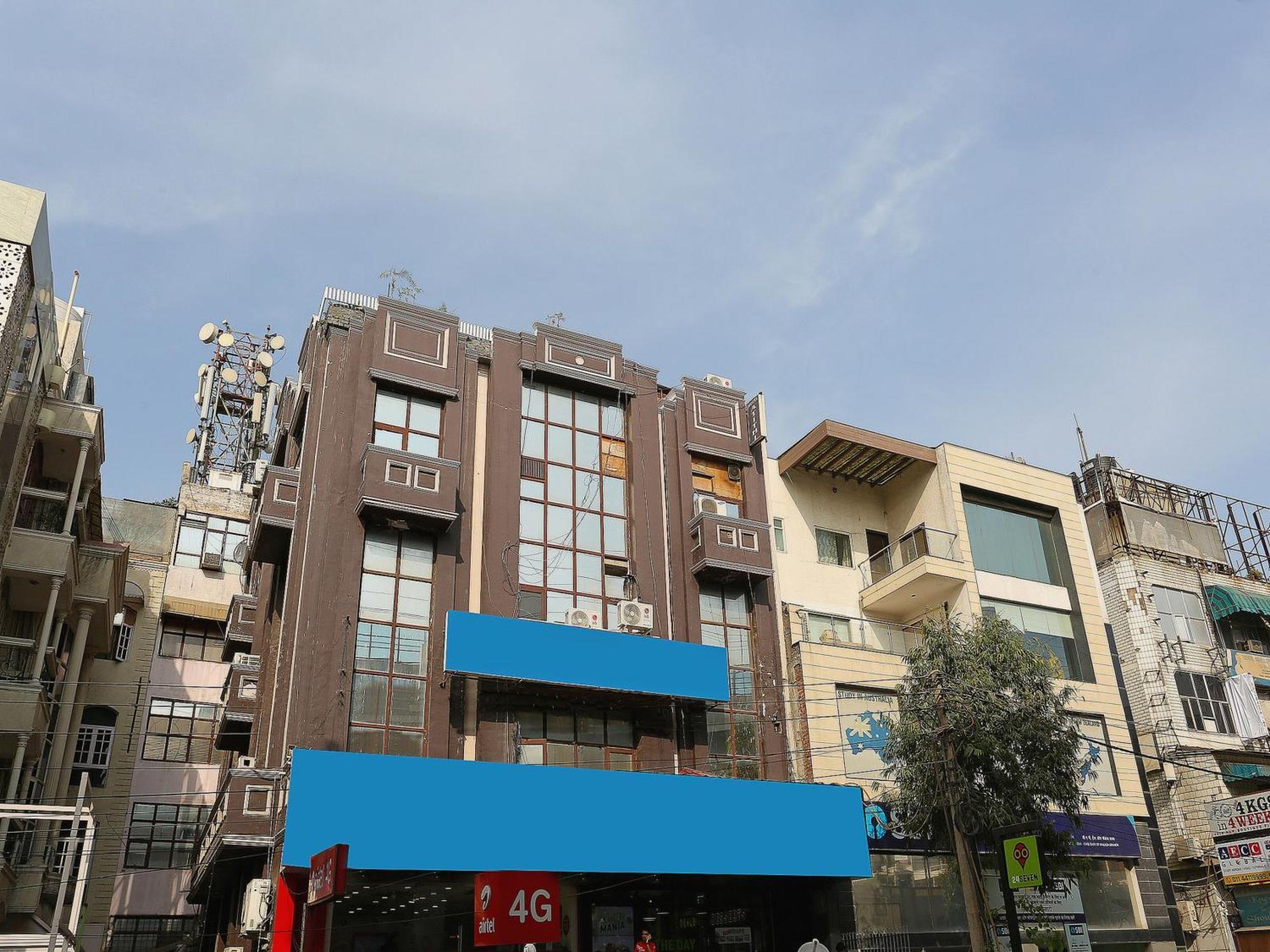 Oyo Flagship Hotel F Five New Delhi Exterior photo